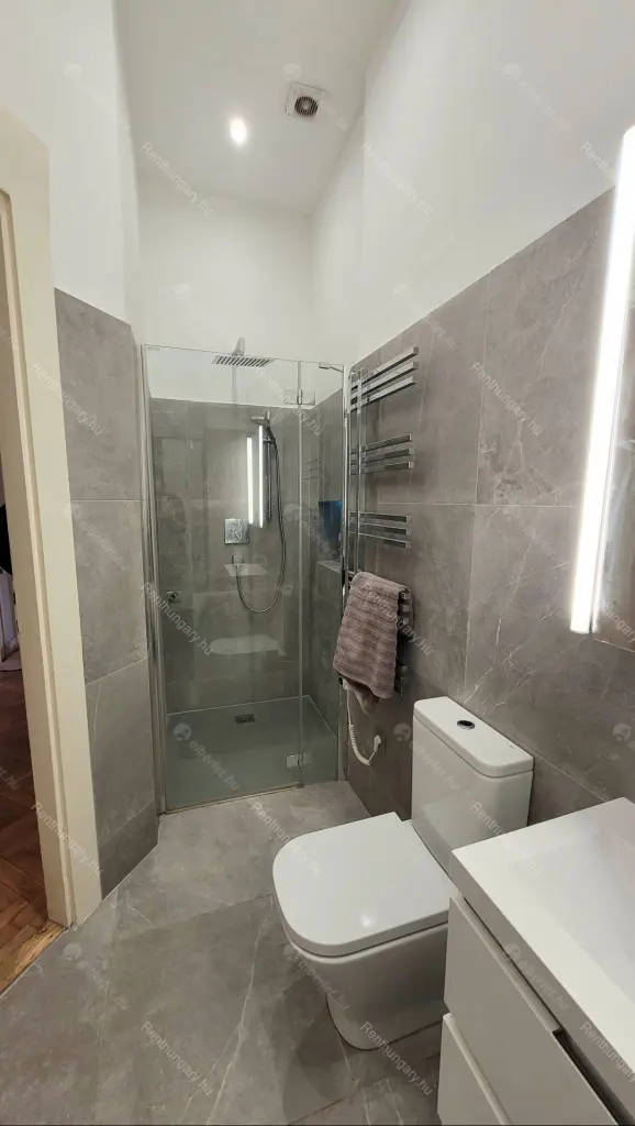 Kiadó albérlet 345000 Ft/hó áron: Budapest, XIII. kerület  Újpesti  rakpart . Mérete: 77 nm, 2 szobás | Alberlet.hu - 6651200