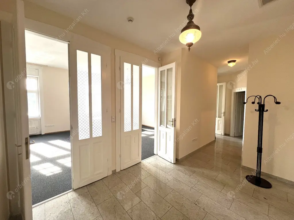 Kiadó albérlet 600000 Ft/hó áron: Budapest, XIII. kerület  Újpesti rakpart. Mérete: 90 nm, 3 szobás | Alberlet.hu - 6524961