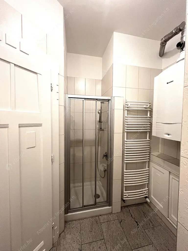 Kiadó albérlet 600000 Ft/hó áron: Budapest, XIII. kerület  Újpesti rakpart. Mérete: 90 nm, 3 szobás | Alberlet.hu - 6614203