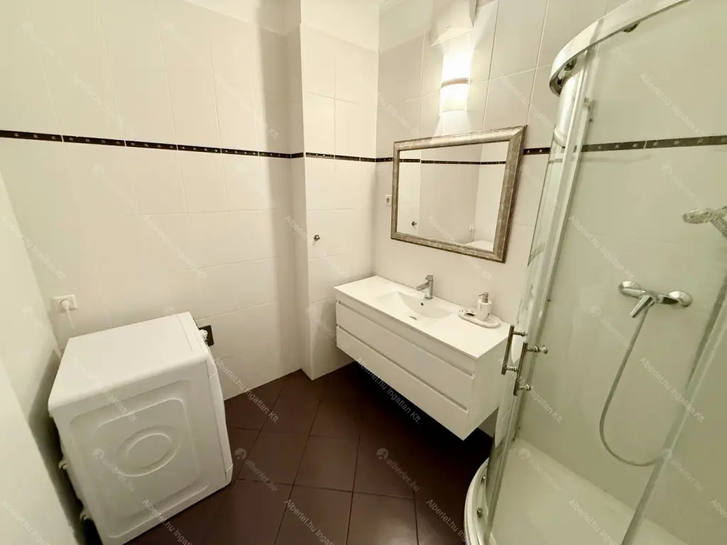 Kiadó albérlet 695000 Ft/hó áron: Budapest, XIII. kerület  Úszódaru utca. Mérete: 120 nm, 4 szobás | Alberlet.hu - 6697798