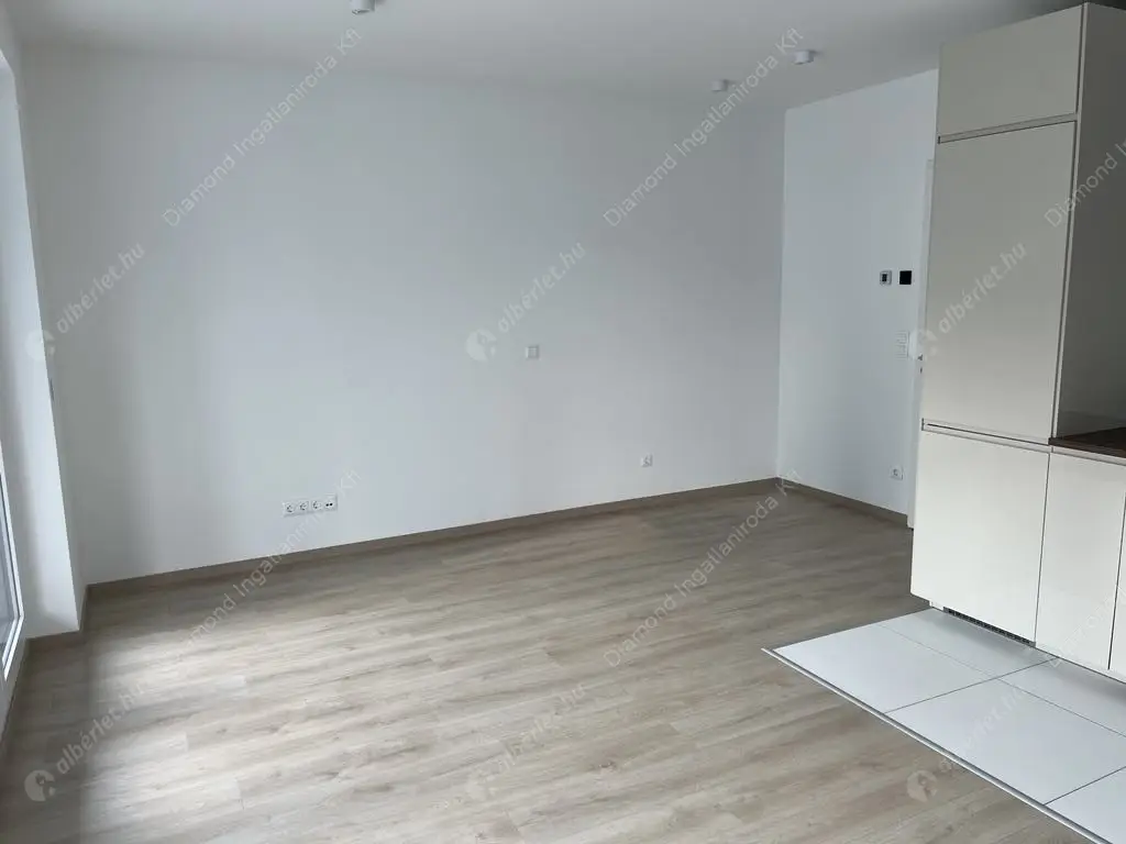 Kiadó albérlet 270000 Ft/hó áron: Budapest, XIII. kerület  Úszódaru utca. Mérete: 31 nm, 1 szobás | Alberlet.hu - 6496121