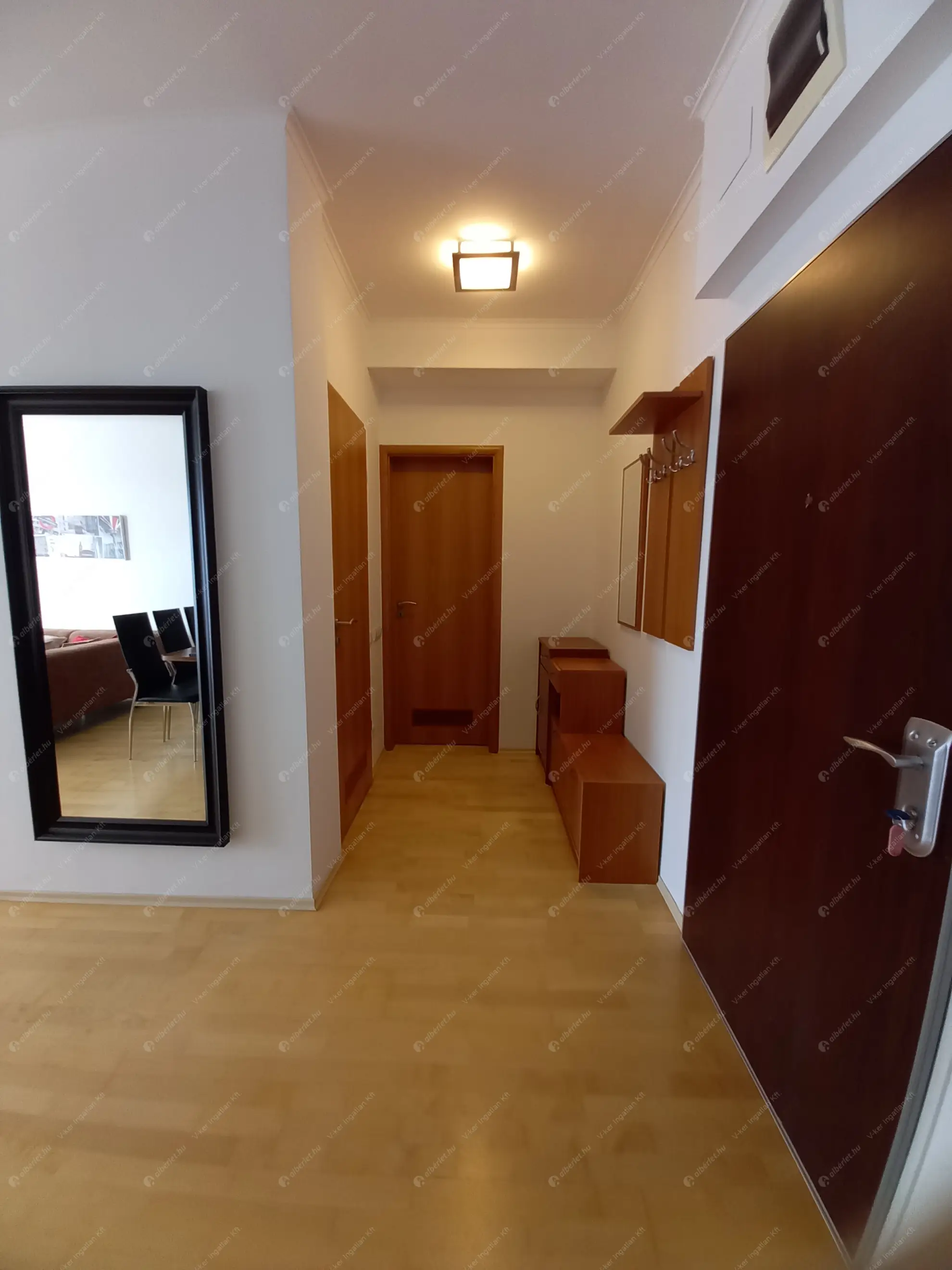 Kiadó albérlet 330000 Ft/hó áron: Budapest, XIII. kerület  Úszódaru utca. Mérete: 51 nm, 2 szobás | Alberlet.hu - 6578814