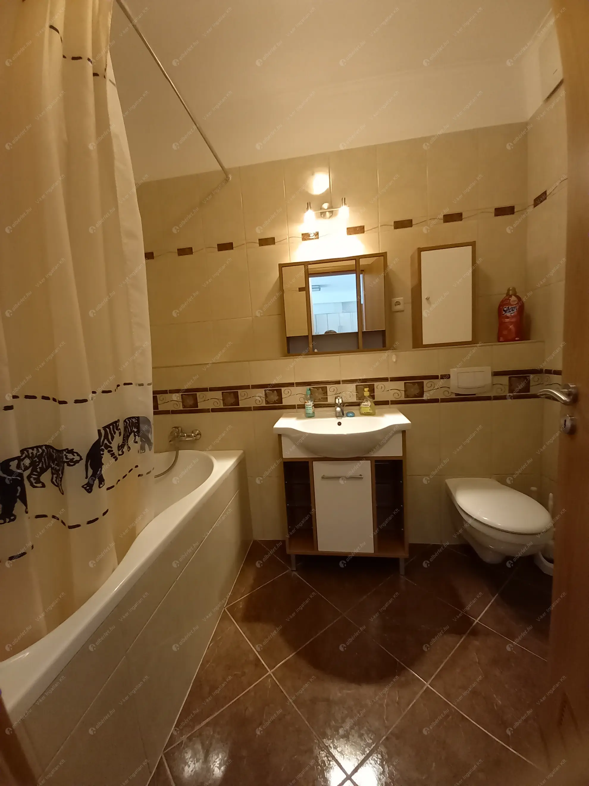 Kiadó albérlet 330000 Ft/hó áron: Budapest, XIII. kerület  Úszódaru utca. Mérete: 51 nm, 2 szobás | Alberlet.hu - 6578816