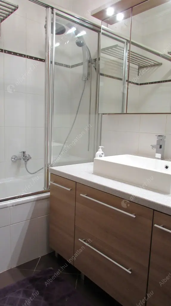 Kiadó albérlet 330000 Ft/hó áron: Budapest, XIII. kerület  Úszódaru utca. Mérete: 51 nm, 2 szobás | Alberlet.hu - 6602609