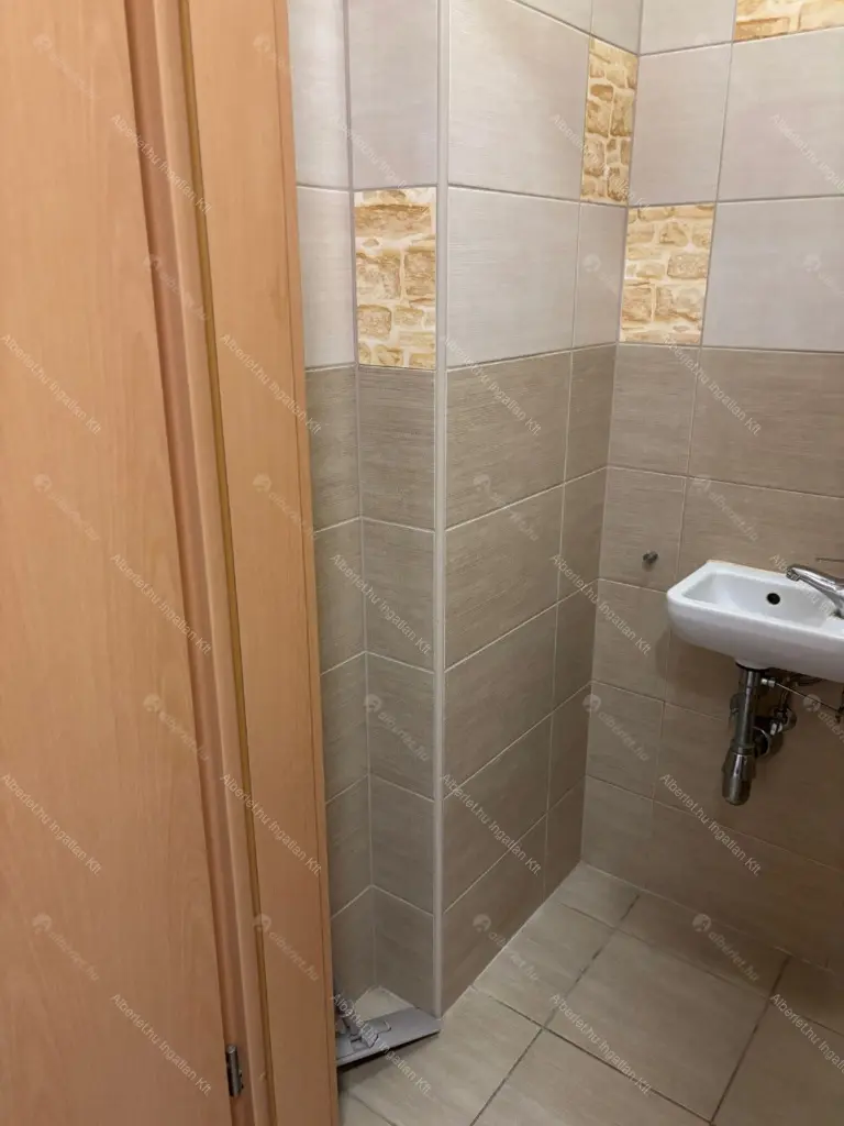 Kiadó albérlet 380000 Ft/hó áron: Budapest, XIII. kerület  Úszódaru utca. Mérete: 58 nm, 2 szobás | Alberlet.hu - 6662891