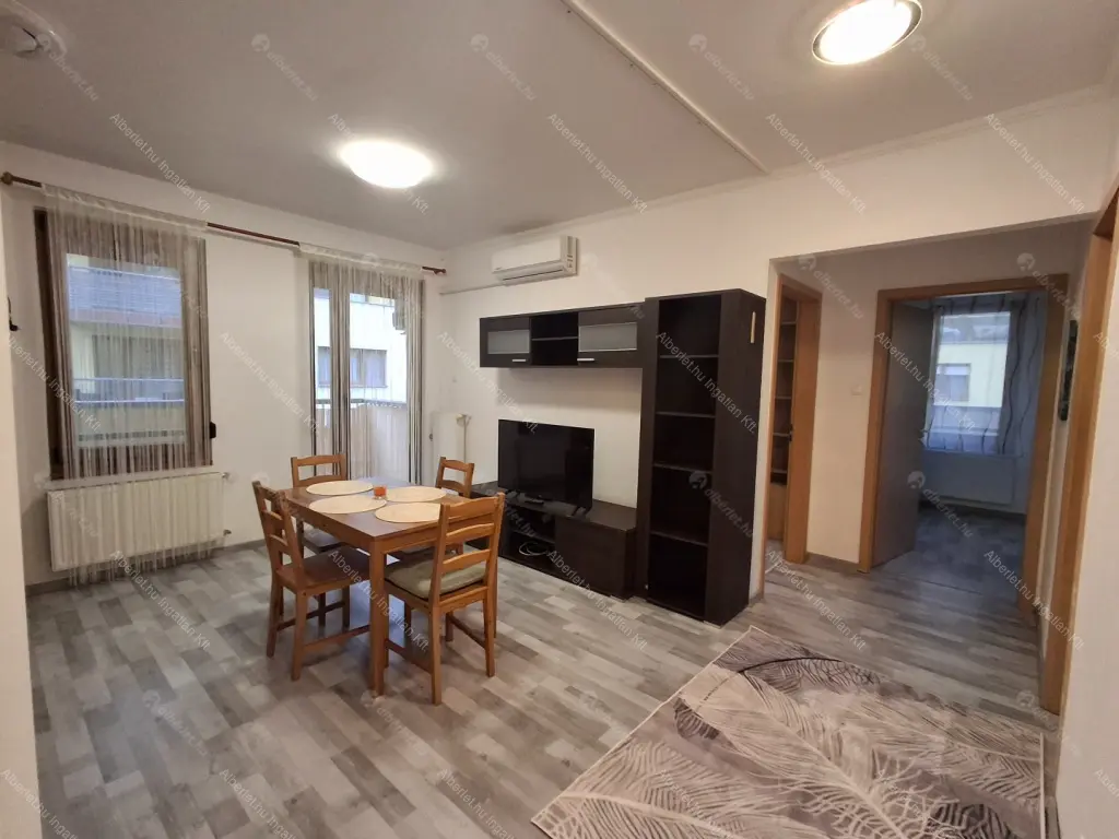 Kiadó albérlet 360000 Ft/hó áron: Budapest, XIII. kerület  Úszódaru utca. Mérete: 58 nm, 3 szobás | Alberlet.hu - 6677029