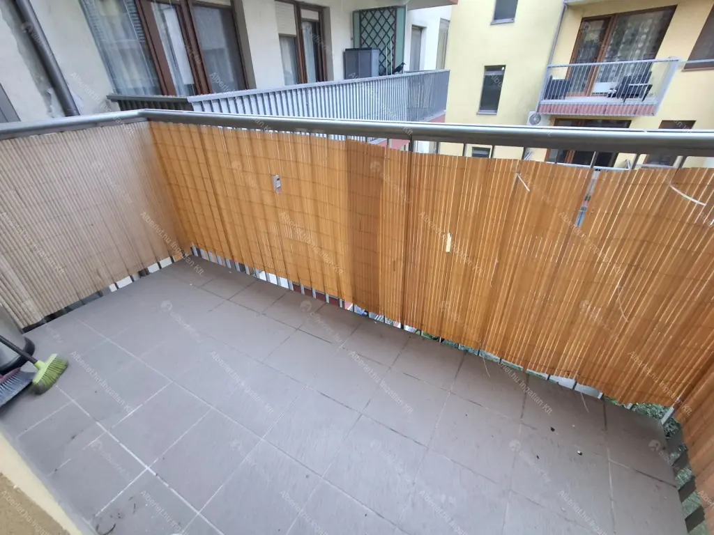 Kiadó albérlet 360000 Ft/hó áron: Budapest, XIII. kerület  Úszódaru utca. Mérete: 58 nm, 3 szobás | Alberlet.hu - 6677033