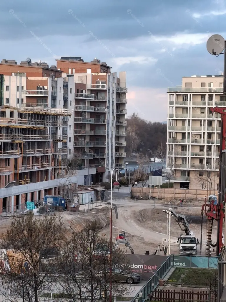 Kiadó albérlet 360000 Ft/hó áron: Budapest, XIII. kerület  Úszódaru utca. Mérete: 58 nm, 3 szobás | Alberlet.hu - 6677043