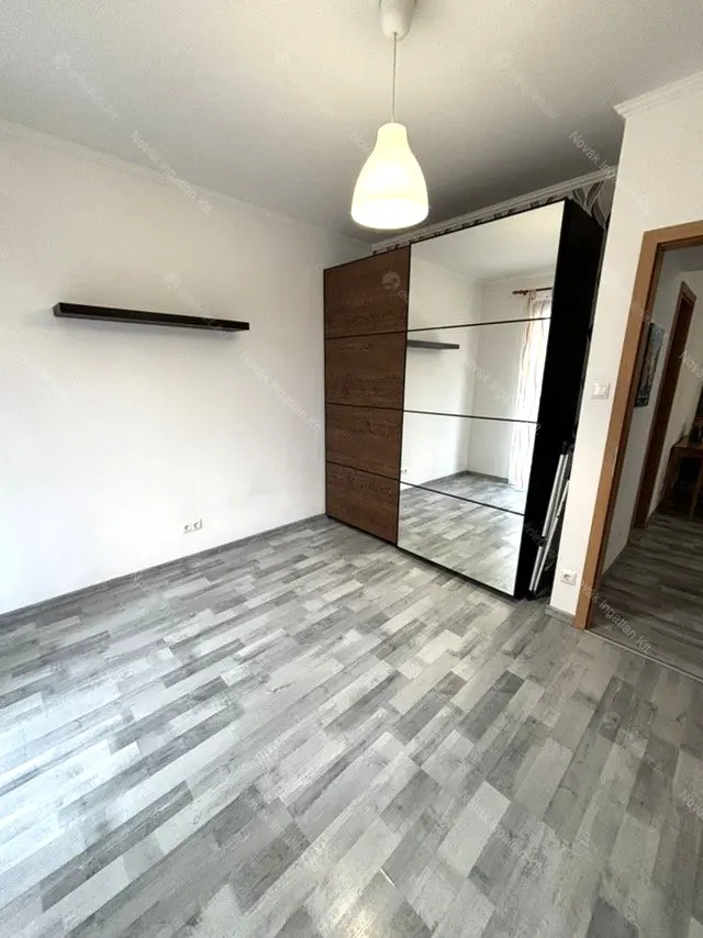 Kiadó albérlet 360000 Ft/hó áron: Budapest, XIII. kerület  Úszódaru utca. Mérete: 58 nm, 3 szobás | Alberlet.hu - 6694802