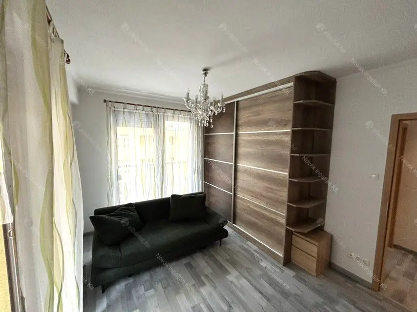 Kiadó albérlet 360000 Ft/hó áron: Budapest, XIII. kerület  Úszódaru utca. Mérete: 58 nm, 3 szobás | Alberlet.hu - 6694804