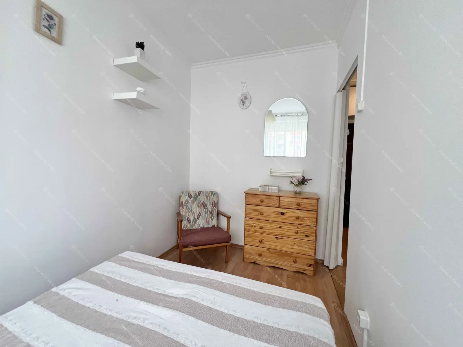 Kiadó albérlet 215000 Ft/hó áron: Budapest, XIII. kerület  Üteg utca. Mérete: 37 nm, 1 szobás | Alberlet.hu - 6658464