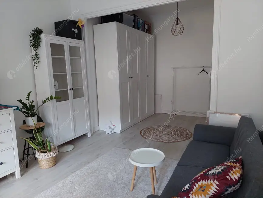 Kiadó albérlet 275000 Ft/hó áron: Budapest, XIII. kerület  Üteg utca. Mérete: 65 nm, 2 szobás | Alberlet.hu - 6632123