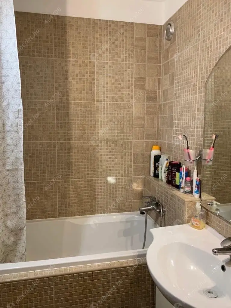 Kiadó albérlet 80000 Ft/hó áron: Budapest, XIII. kerület  Üteg utca. Mérete: 8 nm, 3 szobás | Alberlet.hu - 6606362