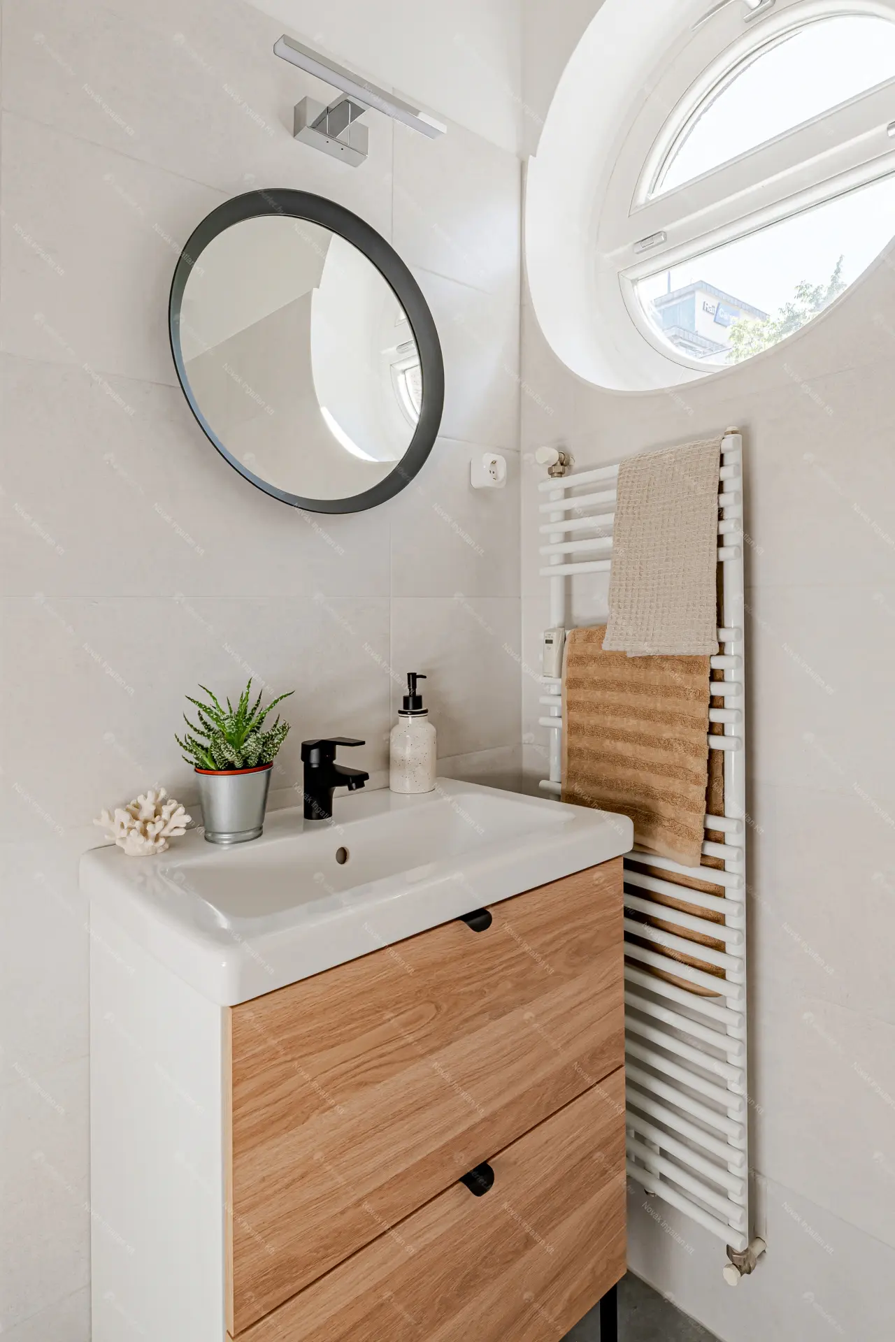 Kiadó albérlet 250000 Ft/hó áron: Budapest, XIII. kerület  Váci út. Mérete: 31 nm, 1 szobás | Alberlet.hu - 6676930