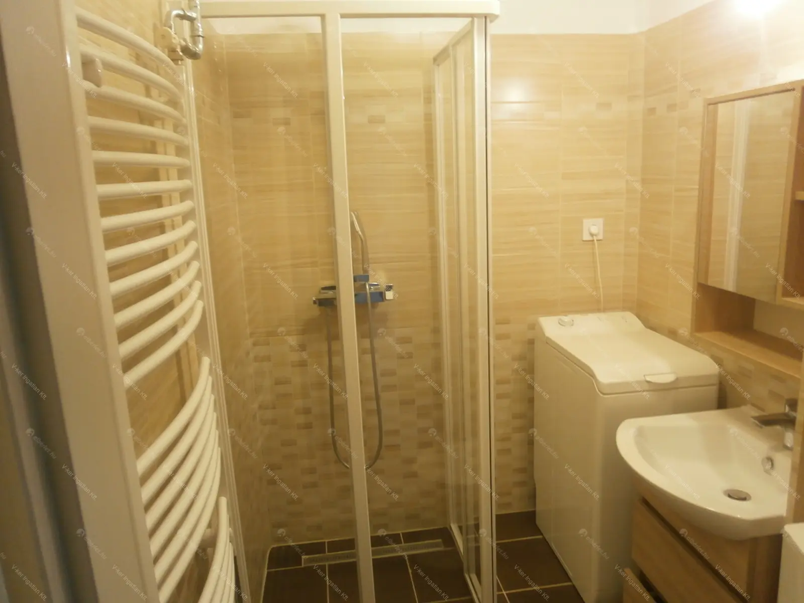 Kiadó albérlet 205000 Ft/hó áron: Budapest, XIII. kerület  Váci út. Mérete: 35 nm, 1 szobás | Alberlet.hu - 5783064