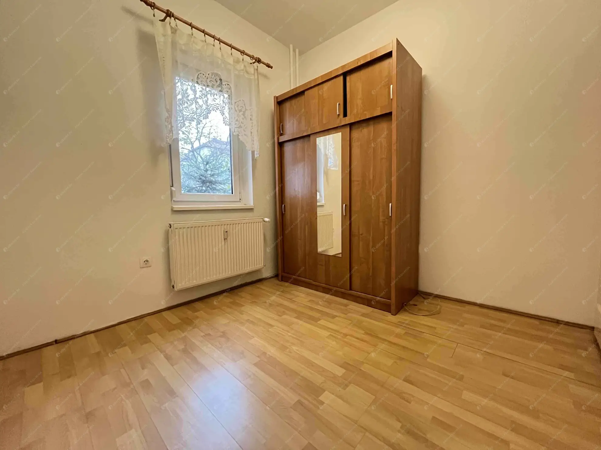 Kiadó albérlet 240000 Ft/hó áron: Budapest, XIII. kerület  Váci út. Mérete: 47 nm, 2 szobás | Alberlet.hu - 6592734