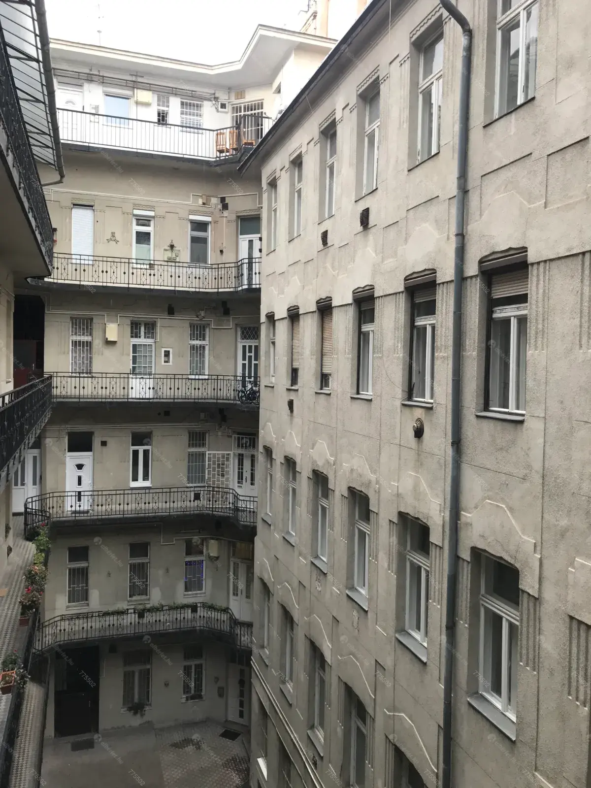 Kiadó albérlet 250000 Ft/hó áron: Budapest, XIII. kerület  Váci út. Mérete: 50 nm, 1 szobás | Alberlet.hu - 6668707