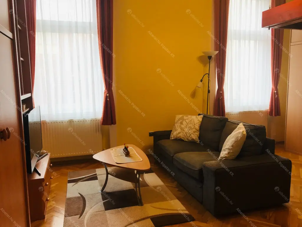 Kiadó albérlet 225000 Ft/hó áron: Budapest, XIII. kerület  Váci út. Mérete: 50 nm, 1 szobás | Alberlet.hu - 6700787