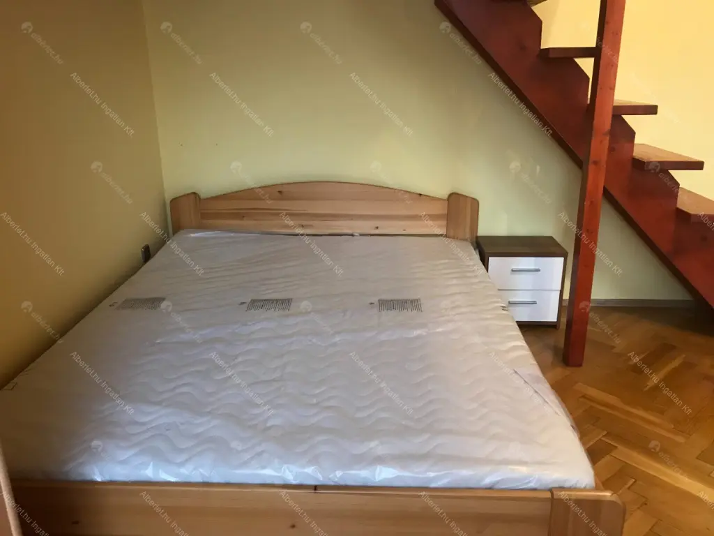 Kiadó albérlet 225000 Ft/hó áron: Budapest, XIII. kerület  Váci út. Mérete: 50 nm, 1 szobás | Alberlet.hu - 6700790