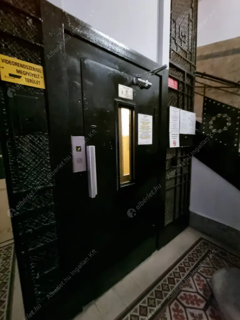 Kiadó albérlet 370000 Ft/hó áron: Budapest, XIII. kerület  Váci út. Mérete: 54 nm, 2 szobás | Alberlet.hu - 6570982