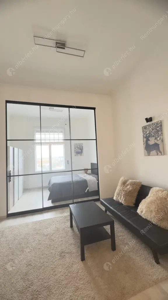 Kiadó albérlet 370000 Ft/hó áron: Budapest, XIII. kerület  Váci út. Mérete: 54 nm, 2 szobás | Alberlet.hu - 6574483