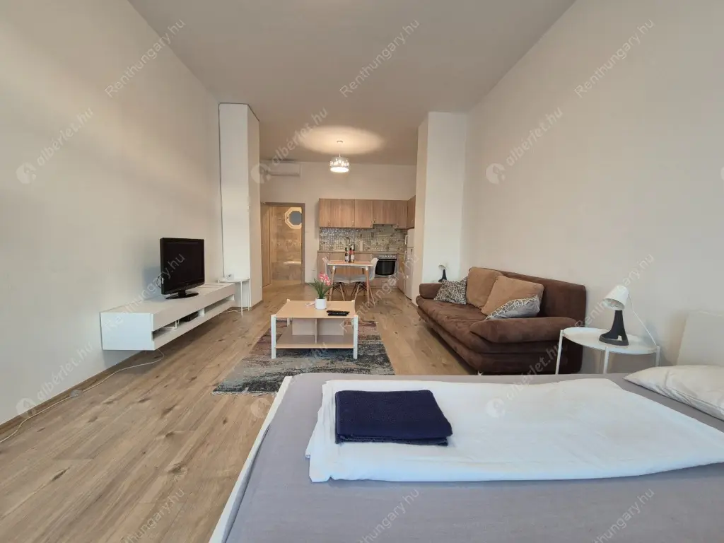 Kiadó albérlet 279000 Ft/hó áron: Budapest, XIII. kerület  Váci út. Mérete: 75 nm, 2 szobás | Alberlet.hu - 6549447