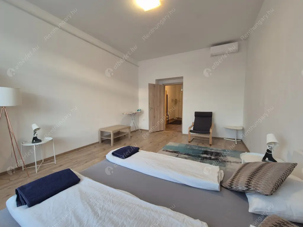 Kiadó albérlet 279000 Ft/hó áron: Budapest, XIII. kerület  Váci út. Mérete: 75 nm, 2 szobás | Alberlet.hu - 6549449