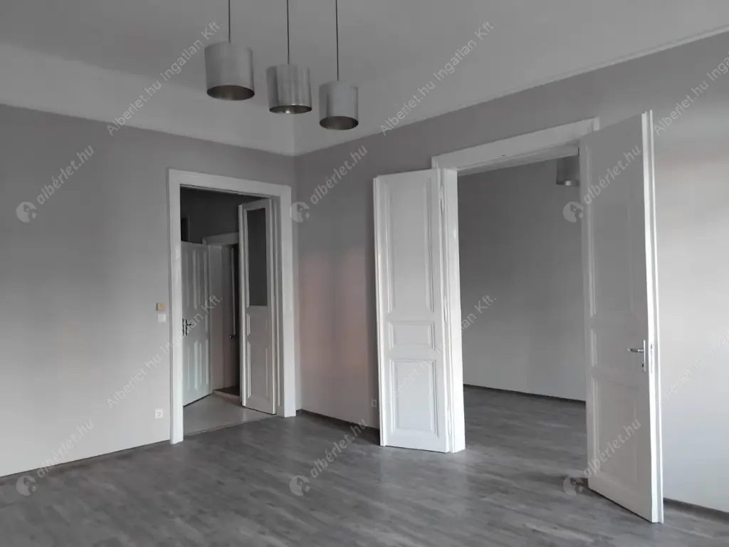 Kiadó albérlet 400000 Ft/hó áron: Budapest, XIII. kerület  Váci út. Mérete: 80 nm, 3 szobás | Alberlet.hu - 6539086