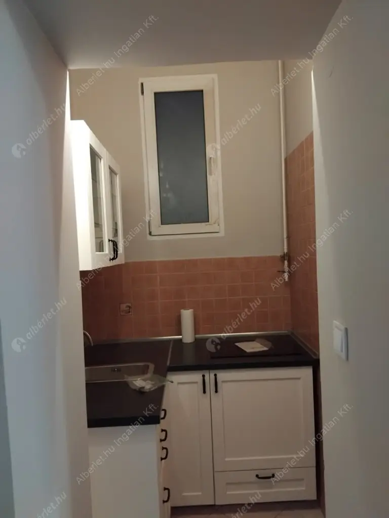 Kiadó albérlet 400000 Ft/hó áron: Budapest, XIII. kerület  Váci út. Mérete: 80 nm, 3 szobás | Alberlet.hu - 6539088