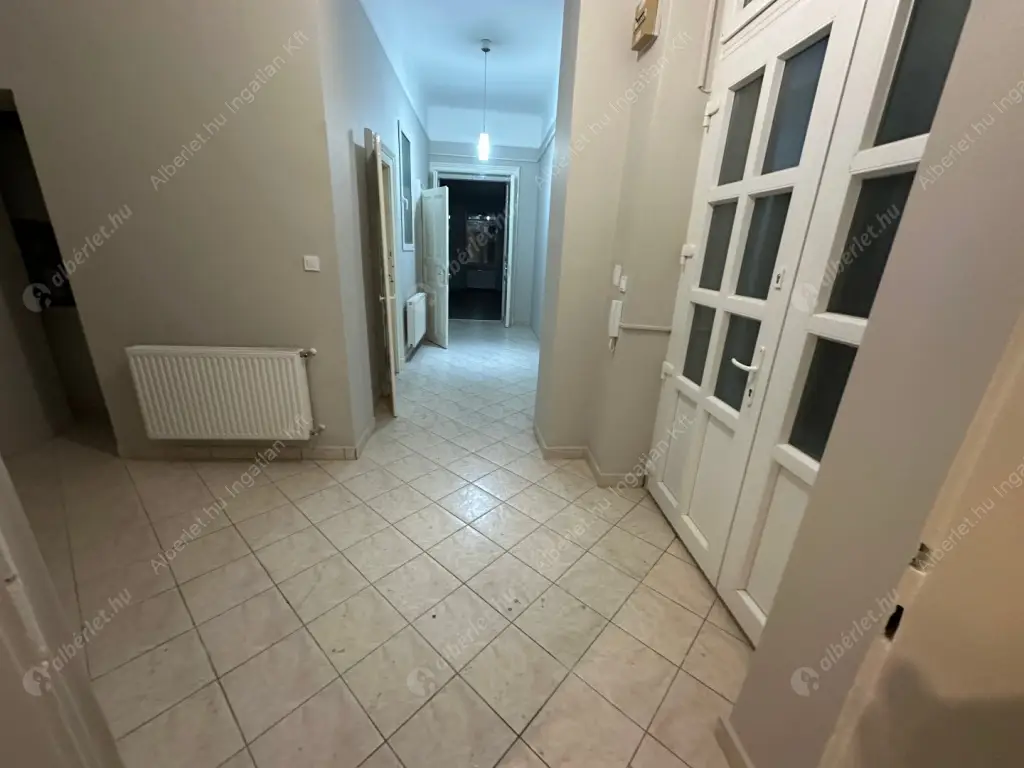 Kiadó albérlet 400000 Ft/hó áron: Budapest, XIII. kerület  Váci út. Mérete: 80 nm, 3 szobás | Alberlet.hu - 6591937
