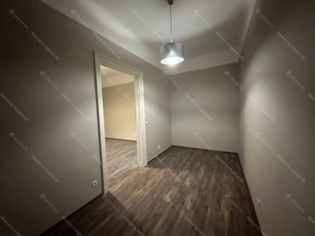 Kiadó albérlet 380000 Ft/hó áron: Budapest, XIII. kerület  Váci út. Mérete: 80 nm, 3 szobás | Alberlet.hu - 6681859