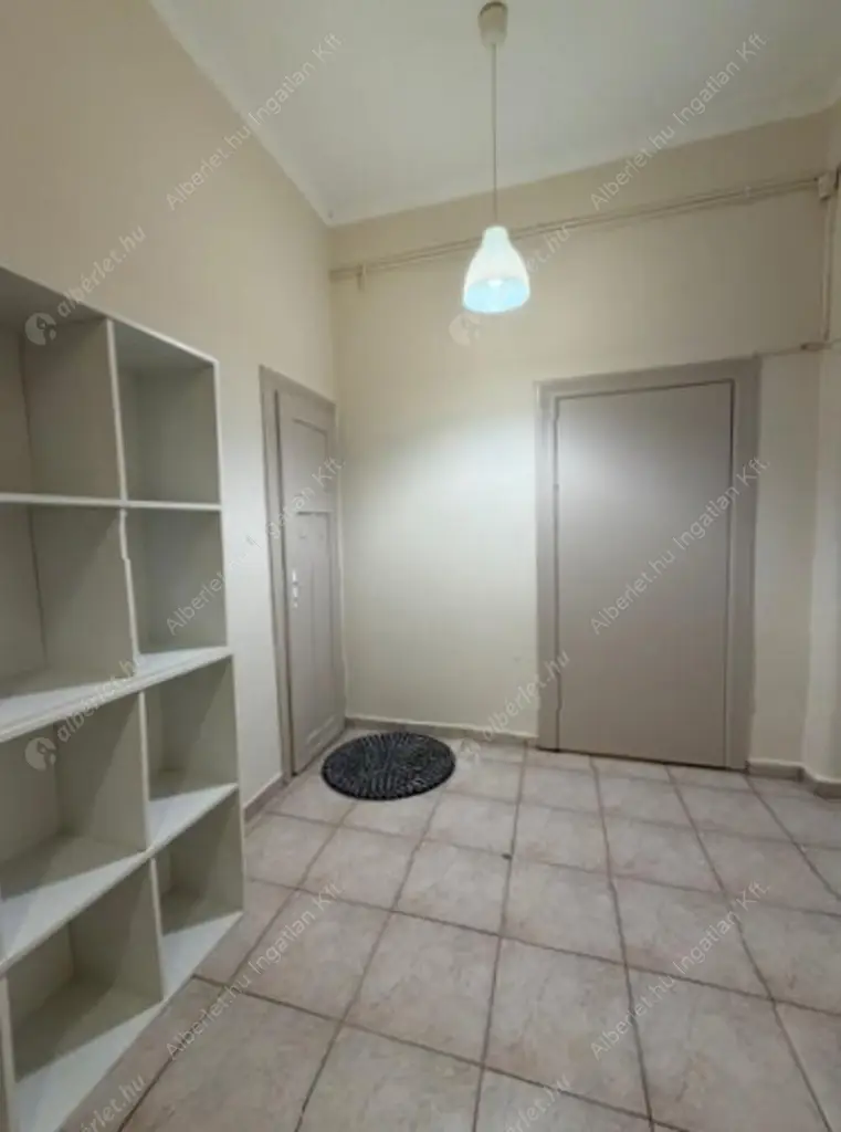 Kiadó albérlet 300000 Ft/hó áron: Budapest, XIII. kerület  Visegrádi utca. Mérete: 100 nm, 3 szobás | Alberlet.hu - 6614640