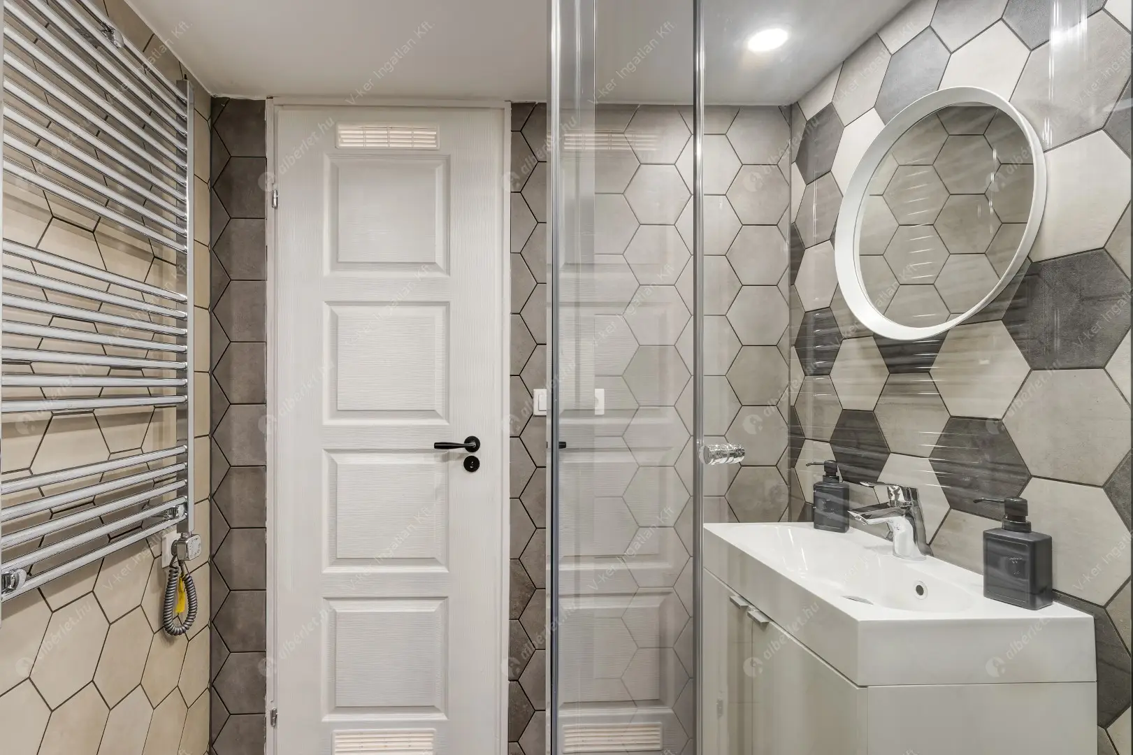 Kiadó albérlet 220000 Ft/hó áron: Budapest, XIII. kerület  Visegrádi utca. Mérete: 24 nm, 1 szobás | Alberlet.hu - 6639718