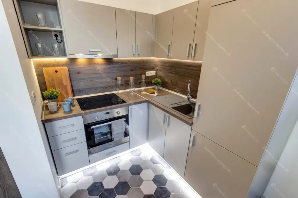 Kiadó albérlet 220000 Ft/hó áron: Budapest, XIII. kerület  Visegrádi utca. Mérete: 24 nm, 1 szobás | Alberlet.hu - 5621400