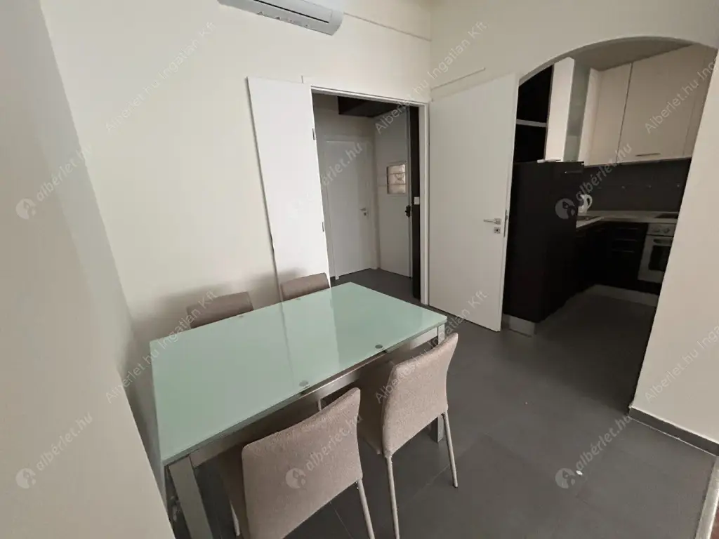 Kiadó albérlet 390000 Ft/hó áron: Budapest, XIII. kerület  Visegrádi utca. Mérete: 54 nm, 2 szobás | Alberlet.hu - 6635062