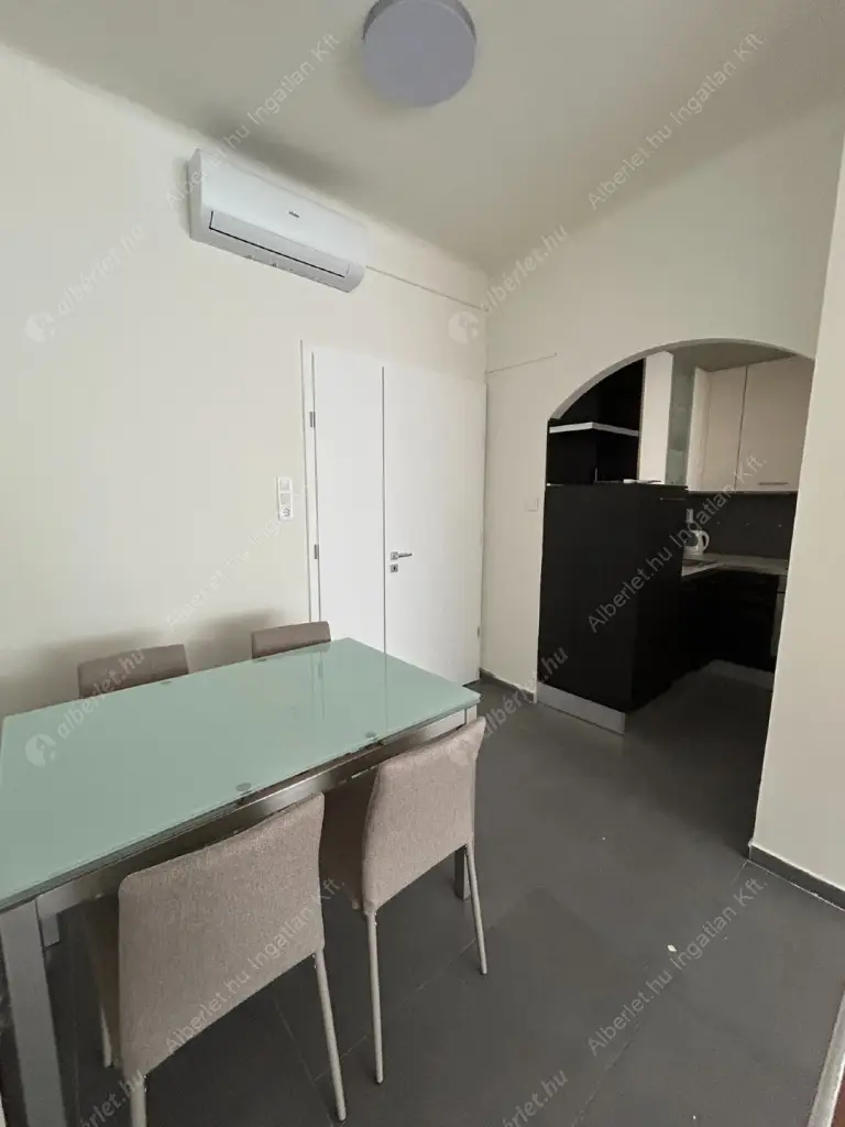Kiadó albérlet 390000 Ft/hó áron: Budapest, XIII. kerület  Visegrádi utca. Mérete: 54 nm, 2 szobás | Alberlet.hu - 6635064