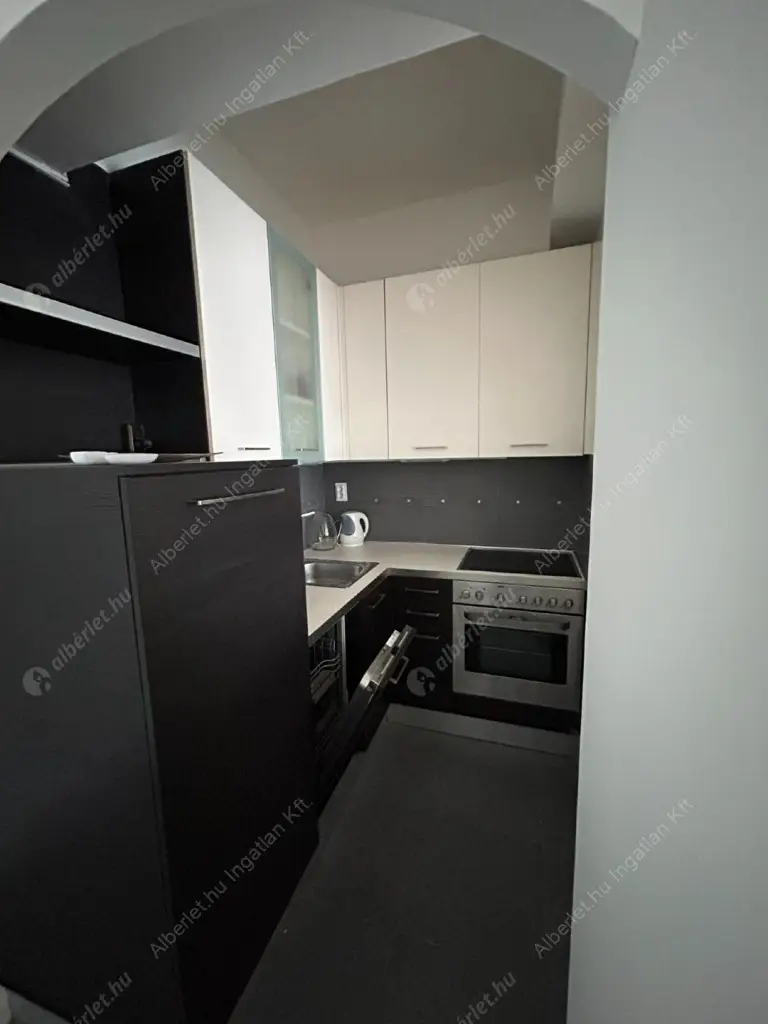 Kiadó albérlet 390000 Ft/hó áron: Budapest, XIII. kerület  Visegrádi utca. Mérete: 54 nm, 2 szobás | Alberlet.hu - 6635065