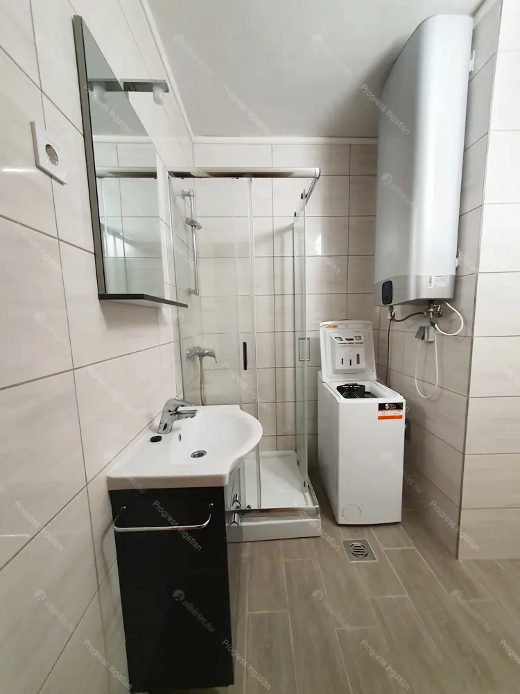 Kiadó albérlet 270000 Ft/hó áron: Budapest, XIII. kerület  Visegrádi utca. Mérete: 55 nm, 2 szobás | Alberlet.hu - 6650725