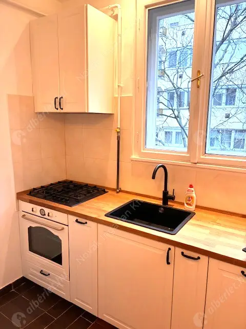 Kiadó albérlet 330000 Ft/hó áron: Budapest, XIII. kerület  Visegrádi utca. Mérete: 74 nm, 2 szobás | Alberlet.hu - 6621836