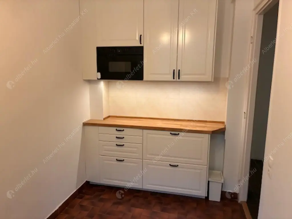 Kiadó albérlet 330000 Ft/hó áron: Budapest, XIII. kerület  Visegrádi utca. Mérete: 74 nm, 3 szobás | Alberlet.hu - 6617468