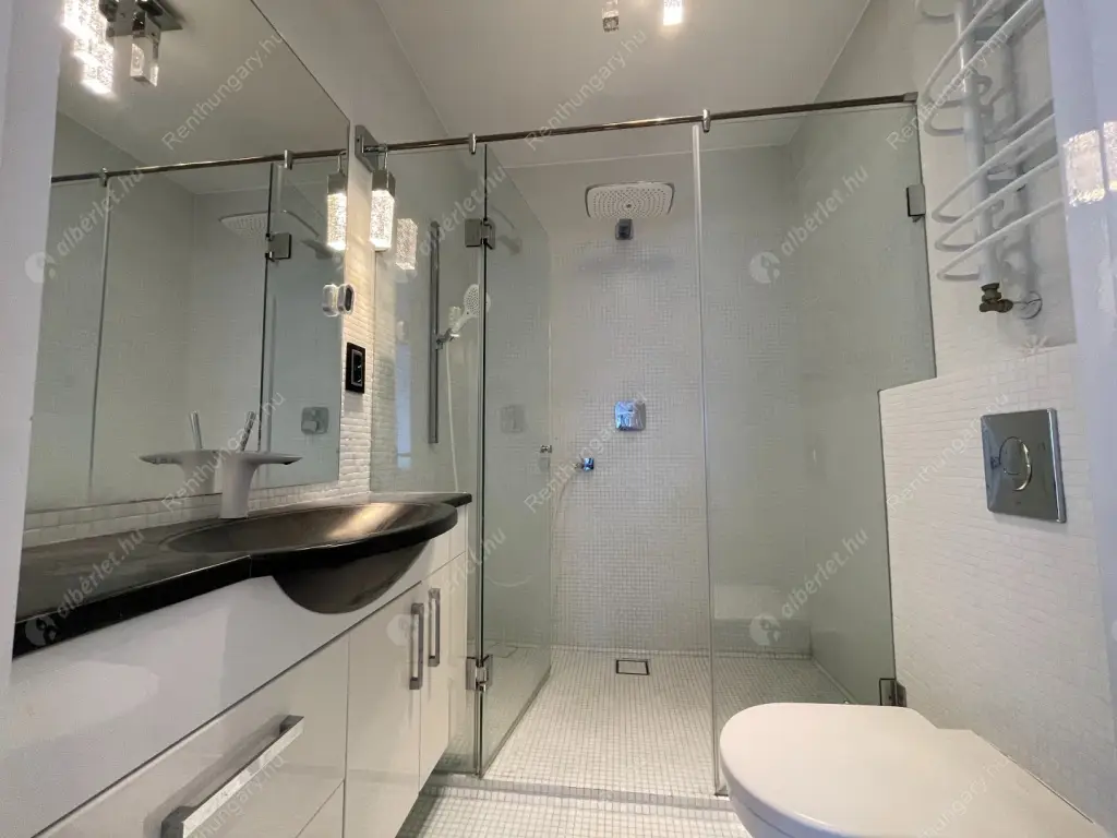 Kiadó albérlet 850000 Ft/hó áron: Budapest, XIII. kerület  Viza utca. Mérete: 120 nm, 3 szobás | Alberlet.hu - 6595880