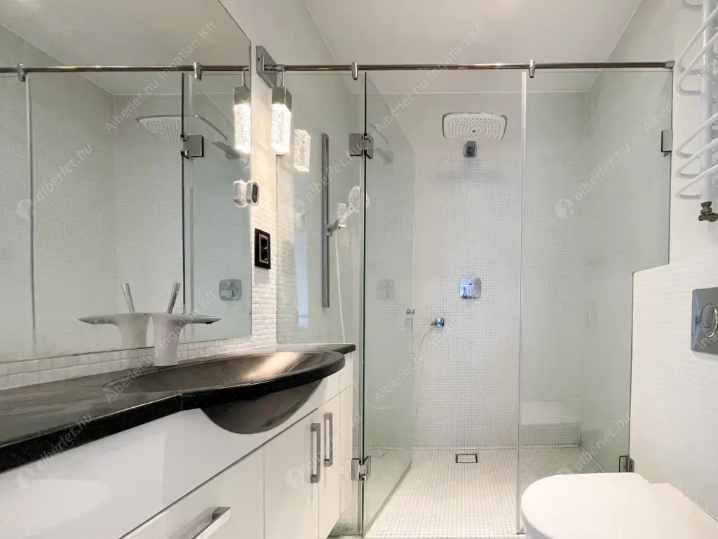 Kiadó albérlet 850000 Ft/hó áron: Budapest, XIII. kerület  Viza utca. Mérete: 120 nm, 3 szobás | Alberlet.hu - 6527232