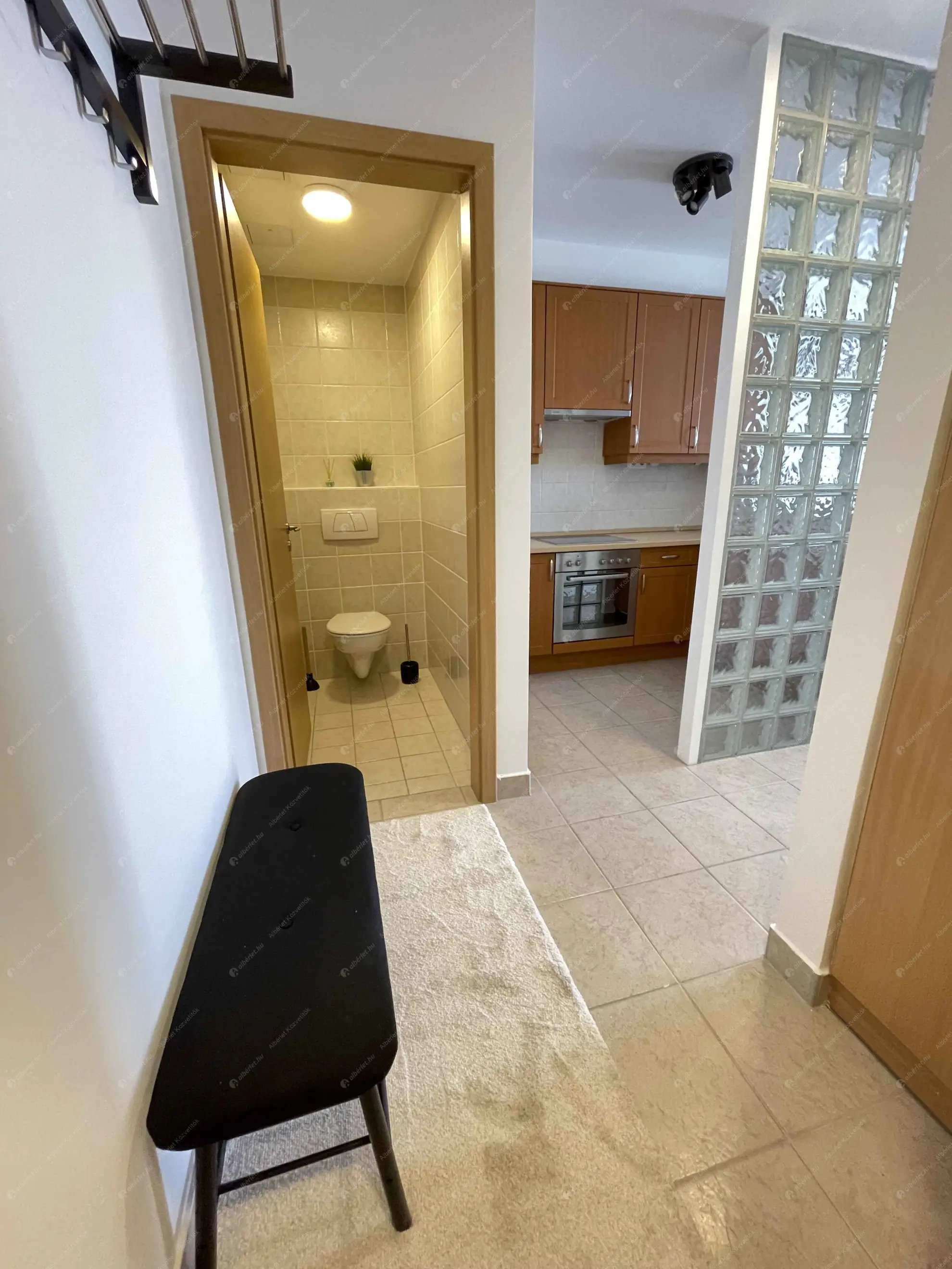 Kiadó albérlet 315000 Ft/hó áron: Budapest, XIII. kerület  Viza utca. Mérete: 45 nm, 1 szobás | Alberlet.hu - 6632433