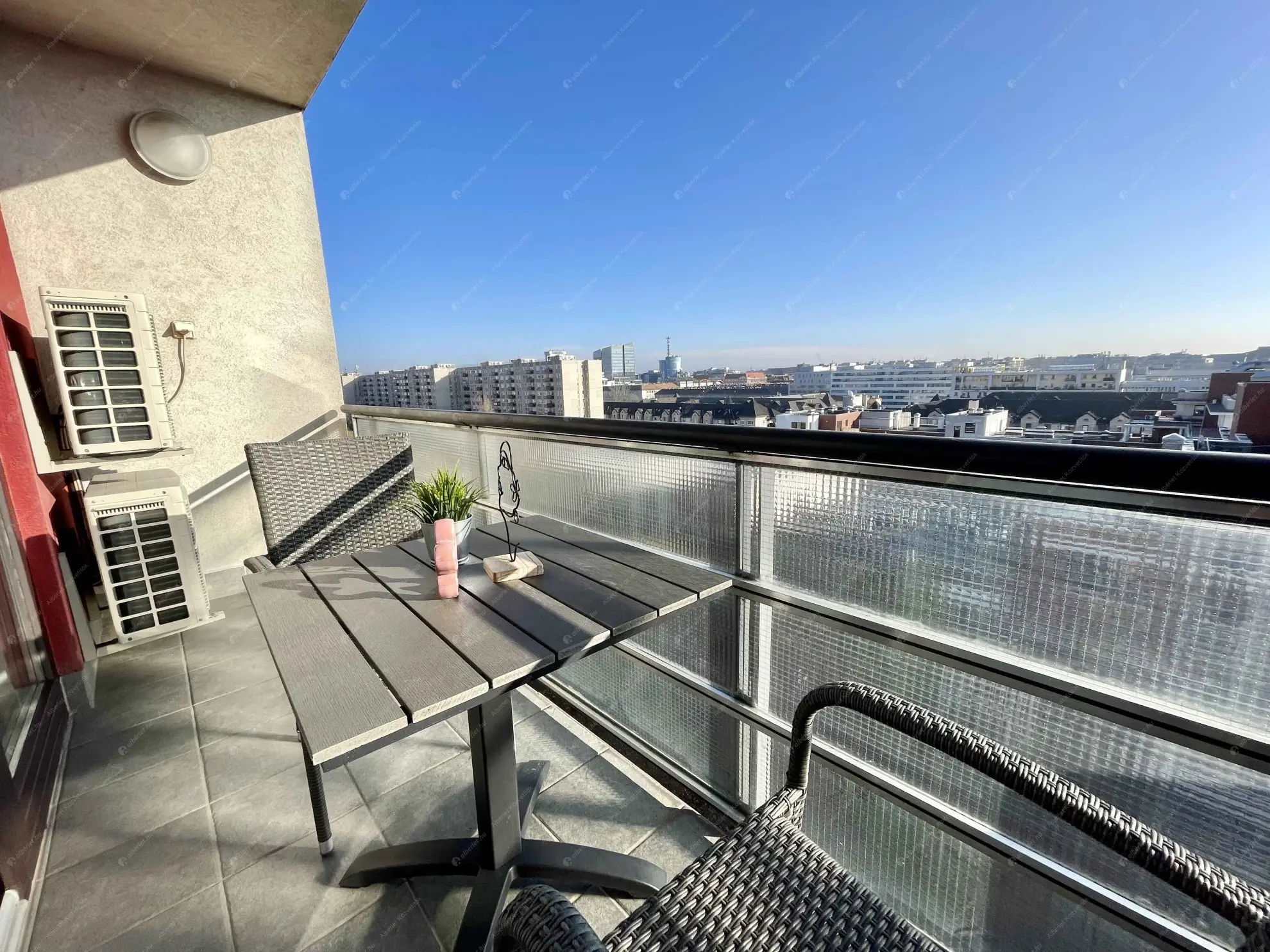 Kiadó albérlet 315000 Ft/hó áron: Budapest, XIII. kerület  Viza utca. Mérete: 45 nm, 1 szobás | Alberlet.hu - 6632434