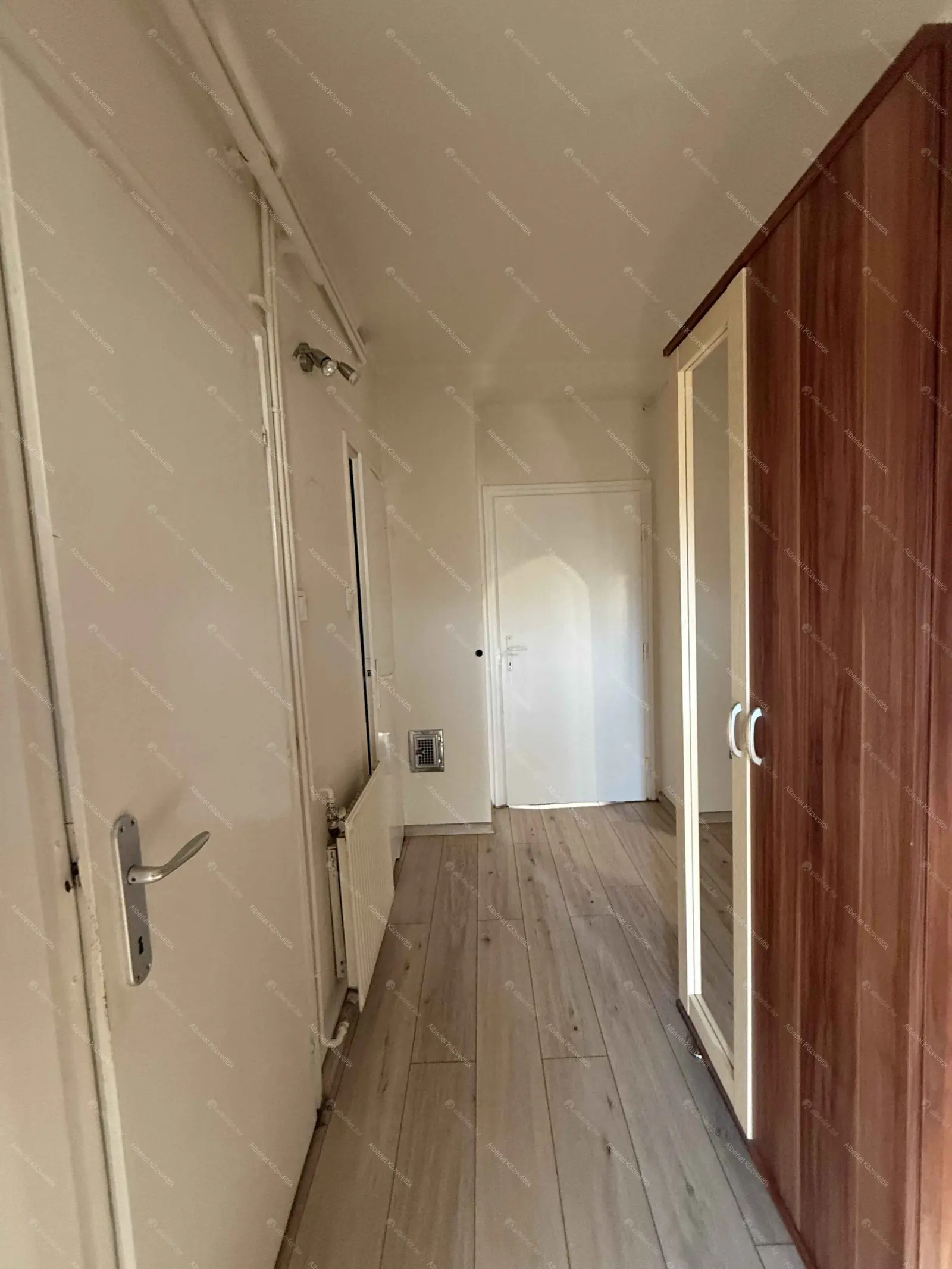 Kiadó albérlet 210000 Ft/hó áron: Budapest, XIII. kerület  Zsinór utca. Mérete: 51 nm, 1 szobás | Alberlet.hu - 6660494