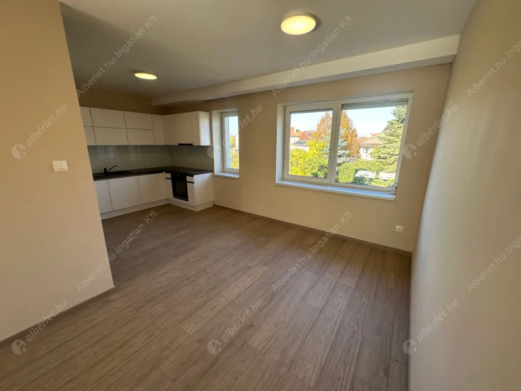 Kiadó albérlet 440000 Ft/hó áron: Budapest, XIV. kerület  Álmos vezér útja. Mérete: 108 nm, 3 szobás | Alberlet.hu - 6574685