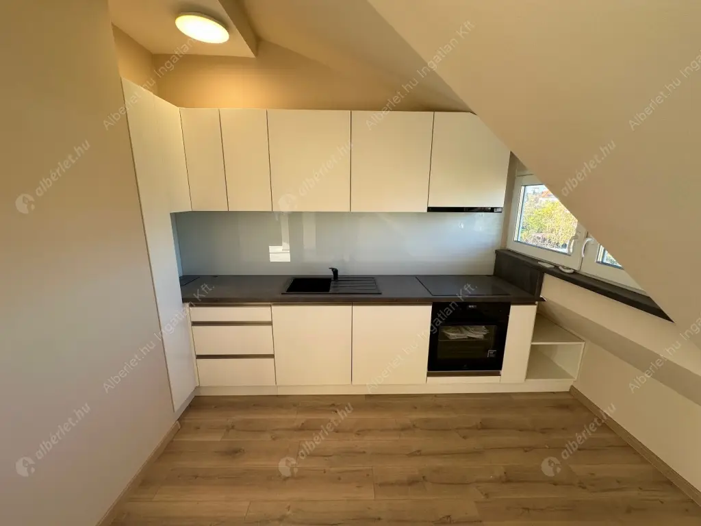 Kiadó albérlet 320000 Ft/hó áron: Budapest, XIV. kerület  Álmos vezér útja. Mérete: 71 nm, 2 szobás | Alberlet.hu - 6577657