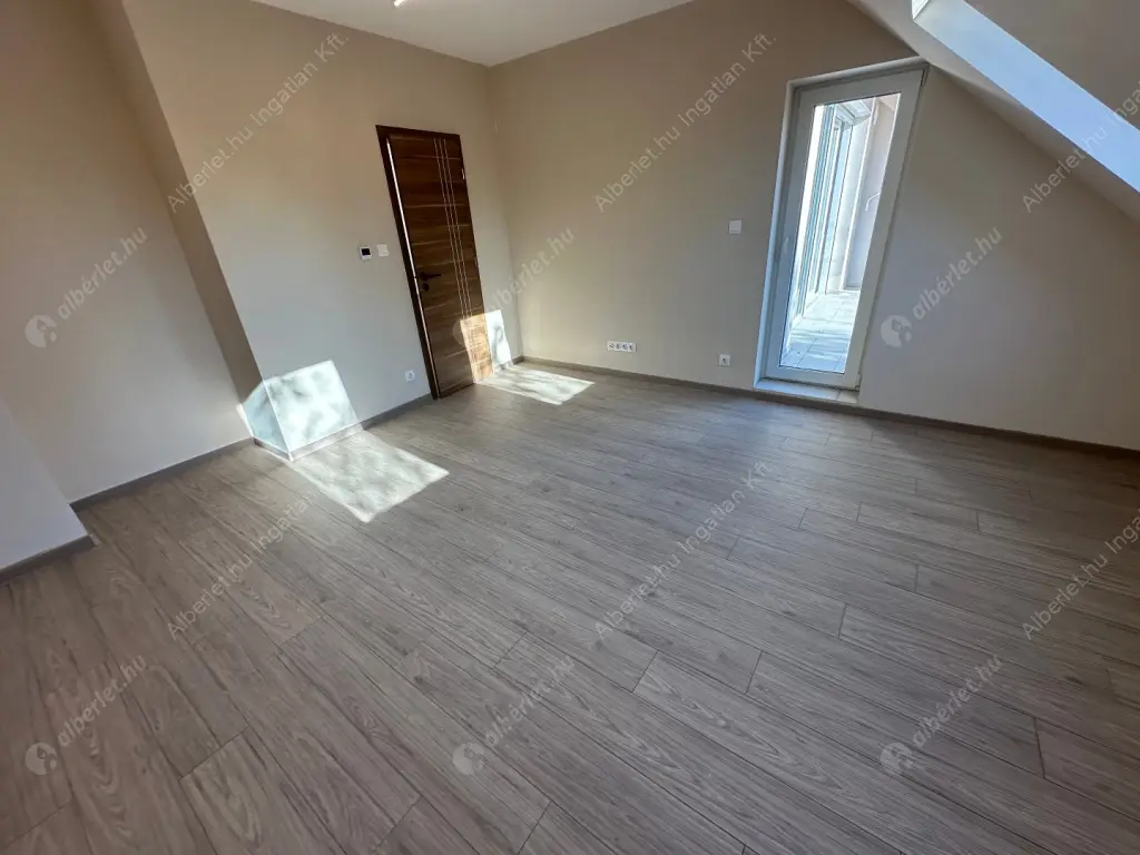 Kiadó albérlet 320000 Ft/hó áron: Budapest, XIV. kerület  Álmos vezér útja. Mérete: 71 nm, 2 szobás | Alberlet.hu - 6577667