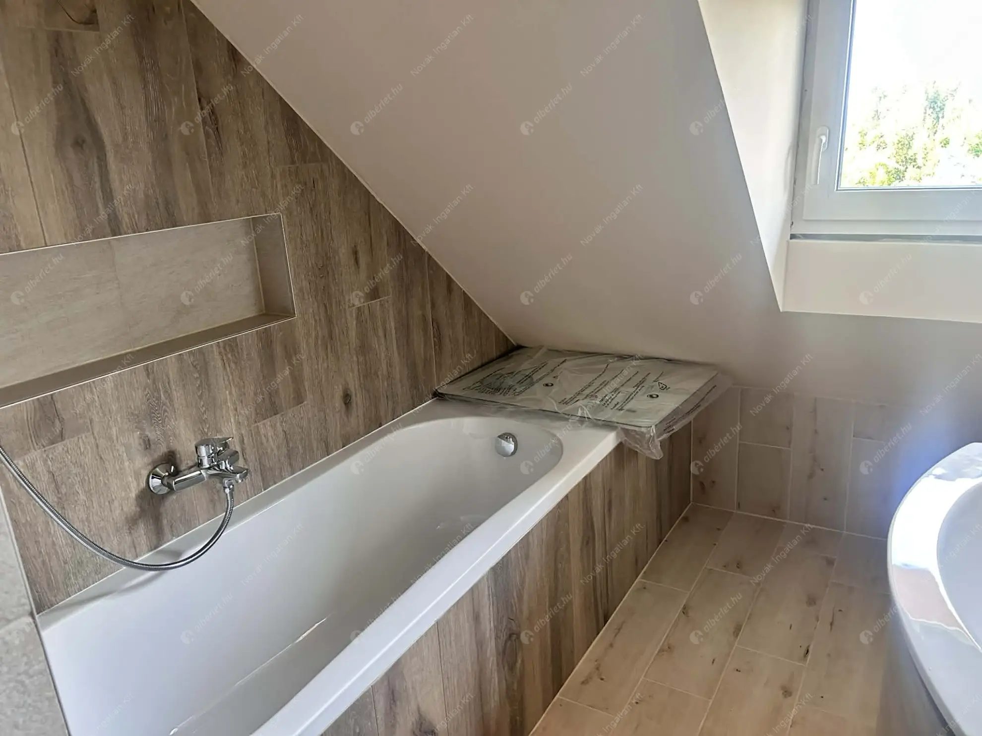 Kiadó albérlet 340000 Ft/hó áron: Budapest, XIV. kerület  Álmos vezér útja. Mérete: 71 nm, 3 szobás | Alberlet.hu - 6589772