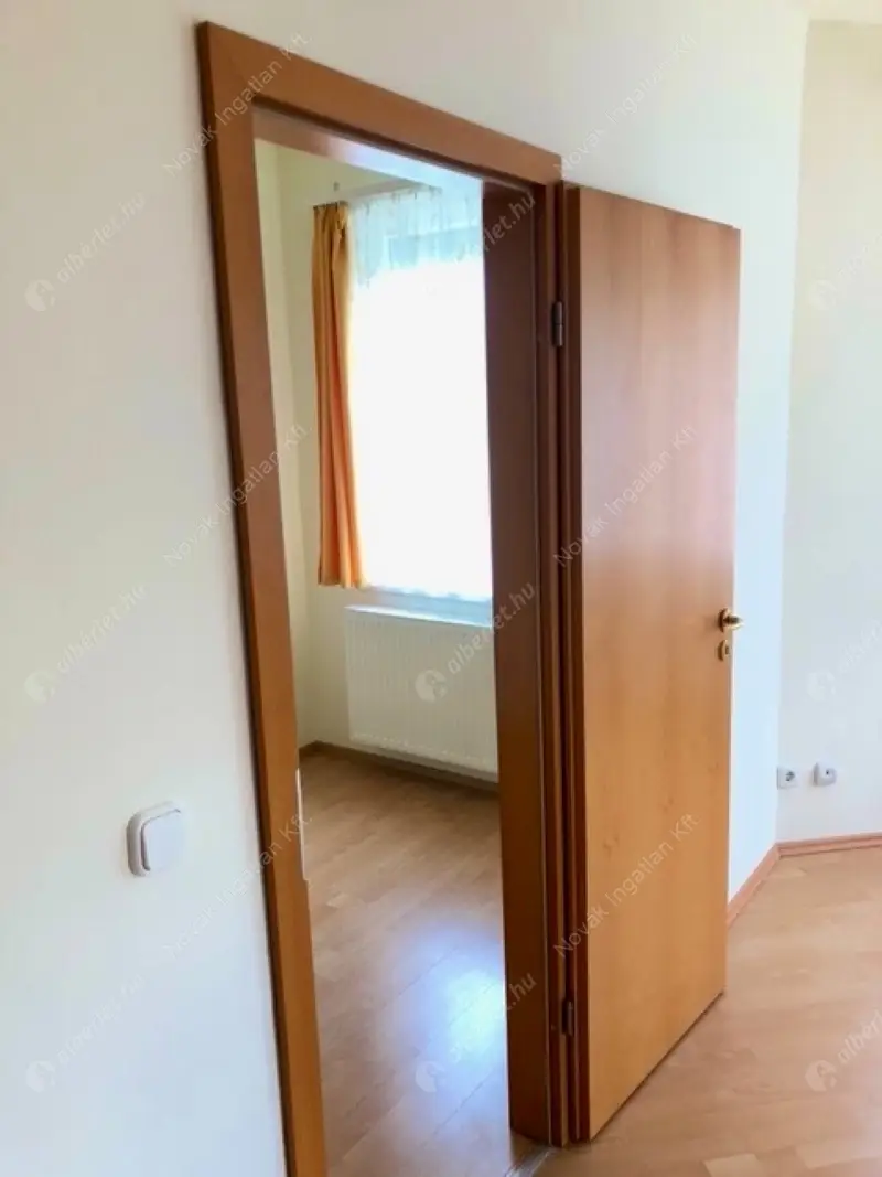Kiadó albérlet 230000 Ft/hó áron: Budapest, XIV. kerület  Amerikai út. Mérete: 45 nm, 1 szobás | Alberlet.hu - 6620466